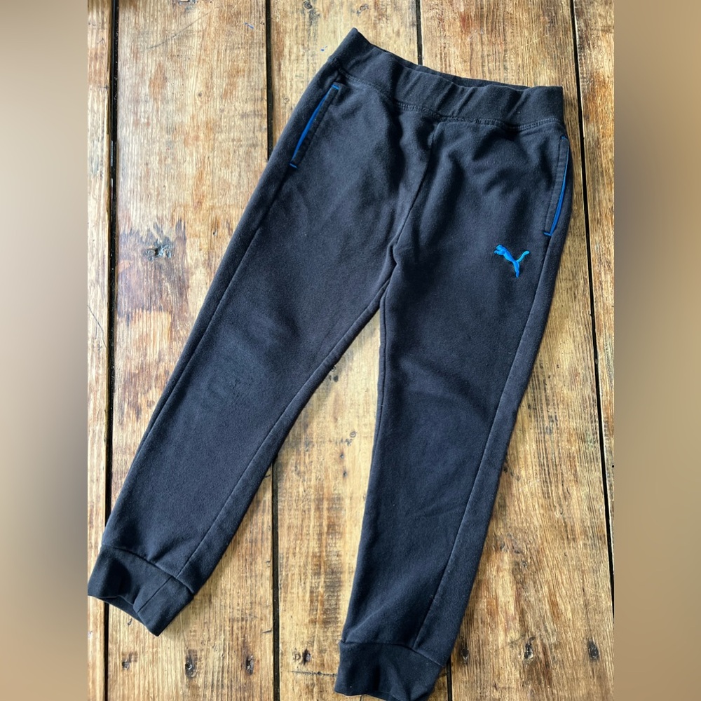 Puma | Boys Sweatpants | 7 | Black | GUC